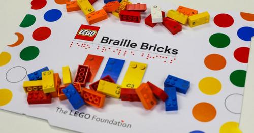 LEGO lança linha de peças que ajudam no ensino do Braille